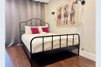 215 Piedmont Avenue NE, Atlanta, GA 30308 - Photo 2