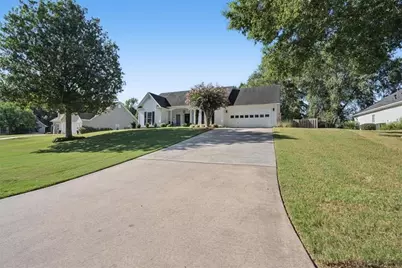 5230 Jonathans Way, Cumming, GA 30040 - Photo 4