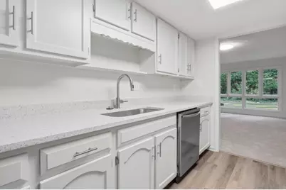 3229 Clairmont North NE, Atlanta, GA 30329 - Photo 4