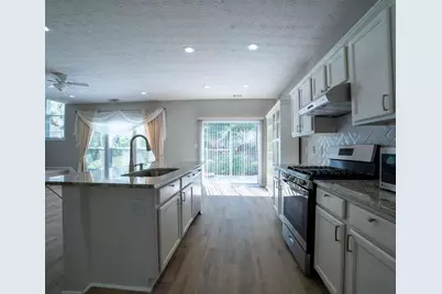 1575 Park Grove Drive, Lawrenceville, GA 30046 - Photo 10