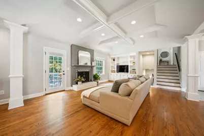 1475 Carnaby Court, Dunwoody, GA 30338 - Photo 14