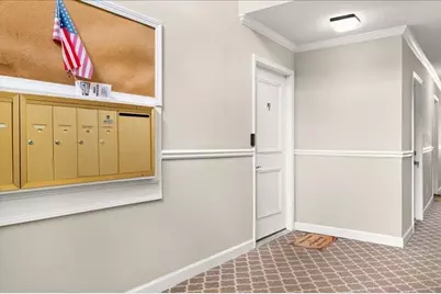 6851 Roswell Road #M5, Sandy Springs, GA 30328 - Photo 2