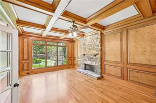 880 Crabapple Hl, Alpharetta, GA 30004 - Photo 14