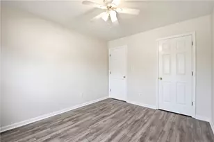 1321 Log Cabin Ln, Lawrenceville, GA 30045 - Photo 26