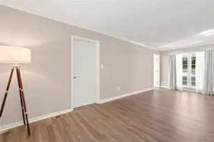 1013 Shady Ln NW, Kennesaw, GA 30152 - Photo 10