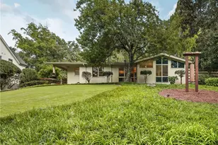 1719 Barnesdale Way NE, Atlanta, GA 30309 - Photo 2