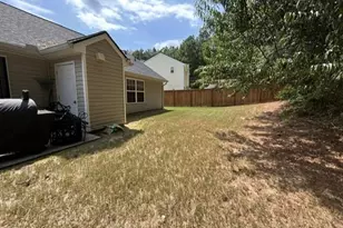 2460 Vine St, Union City, GA 30291 - Photo 14