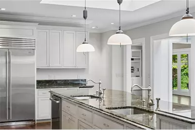 3990 E Brookhaven Drive NE, Atlanta, GA 30319 - Photo 22