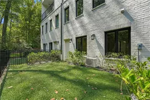 1099 Briar Cove Circle NE, Atlanta, GA 30329 - Photo 14