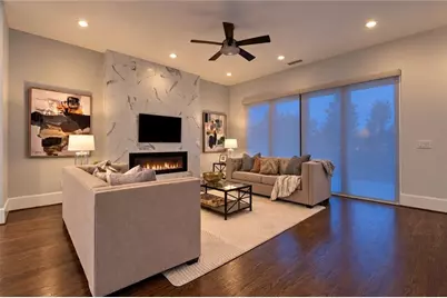 1099 Briar Cove Circle NE, Atlanta, GA 30329 - Photo 2