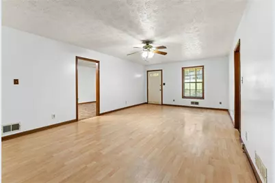 212 Farmbrook Parkway E, Stockbridge, GA 30281 - Photo 22
