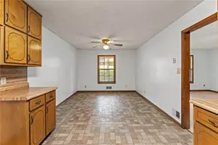 212 Farmbrook Parkway E, Stockbridge, GA 30281 - Photo 10