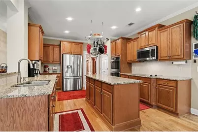 5453 Copper Creek Road, Flowery Branch, GA 30542 - Photo 14