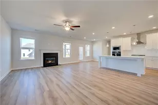 1013 Linford Dr, Locust Grove, GA 30248 - Photo 6