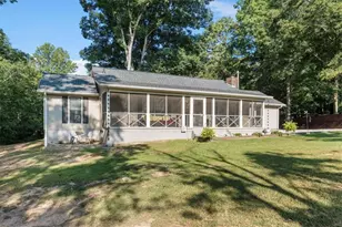 39 Cheryl Dr, Carrollton, GA 30116 - Photo 4
