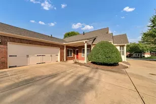 1001 Haven Cir, Douglasville, GA 30135 - Photo 2