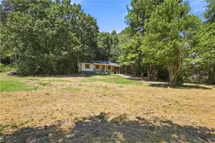 131 Hummingbird Ln SE, Calhoun, GA 30701 - Photo 4