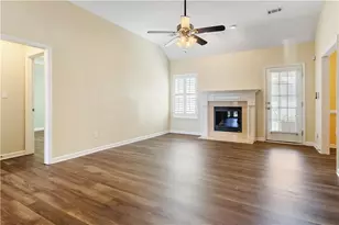 1496 Empress Dr, McDonough, GA 30253 - Photo 4