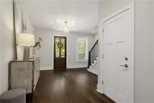 1090 Mendell Cir NE, Atlanta, GA 30319 - Photo 8