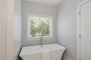 1090 Mendell Cir NE, Atlanta, GA 30319 - Photo 32