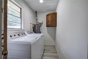 24 Spring St, Cartersville, GA 30120 - Photo 18