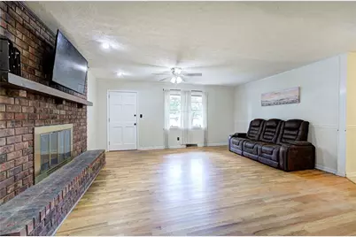 24 Spring Street, Cartersville, GA 30120 - Photo 4