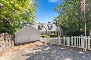 1015 Eagle Ridge Rd, Dawsonville, GA 30534 - Photo 10