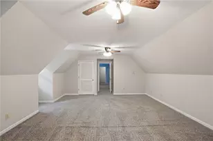 4927 Castlewood Dr SW, Lilburn, GA 30047 - Photo 28