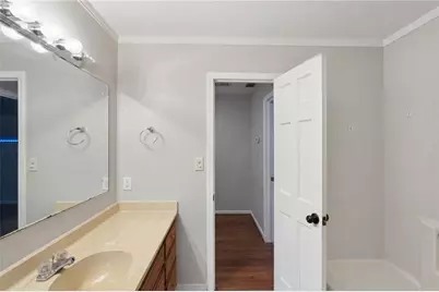 4927 Castlewood Drive SW, Lilburn, GA 30047 - Photo 40