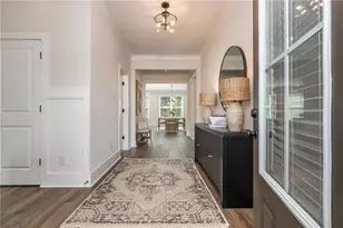 5570 Overview Dr, Flowery Branch, GA 30542 - Photo 6