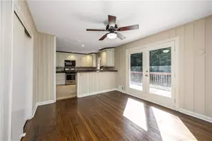 535 Valley Ln, Atlanta, GA 30328 - Photo 4