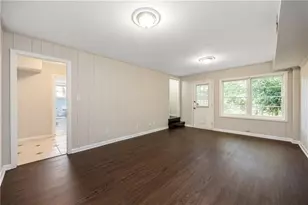 535 Valley Ln, Atlanta, GA 30328 - Photo 14