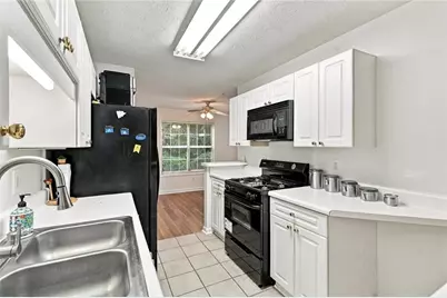 305 Streamside Drive, Roswell, GA 30076 - Photo 12