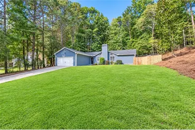 3900 Maple Wood Trail, Buford, GA 30518 - Photo 4