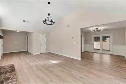 3900 Maple Wood Trail, Buford, GA 30518 - Photo 10