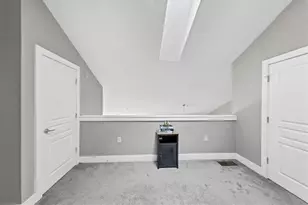 799 Hammond Dr, Sandy Springs, GA 30328 - Photo 12