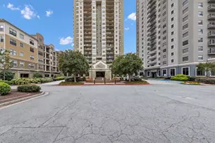 799 Hammond Dr, Sandy Springs, GA 30328 - Photo 2