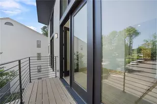 1165 Penny Ln, Atlanta, GA 30324 - Photo 8