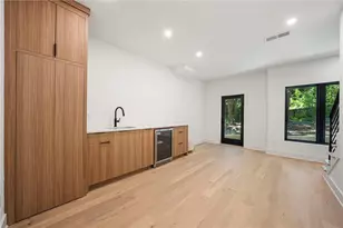 1165 Penny Ln, Atlanta, GA 30324 - Photo 16