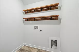 1328 Woods Ln, Jefferson, GA 30549 - Photo 20