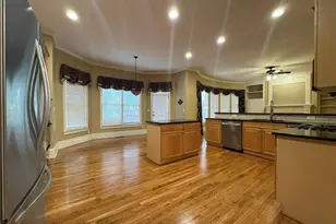 5930 Abbotts Run Tr, Duluth, GA 30097 - Photo 4