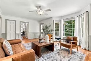 325 Cantlegate Close, Johns Creek, GA 30022 - Photo 8