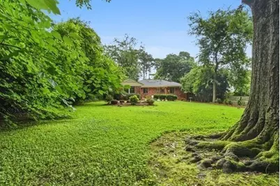 571 Wimbledon Road NE, Atlanta, GA 30324 - Photo 4