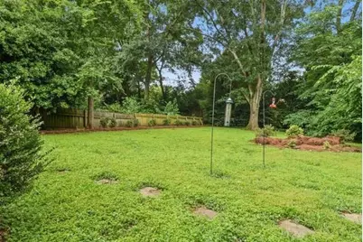 571 Wimbledon Road NE, Atlanta, GA 30324 - Photo 6