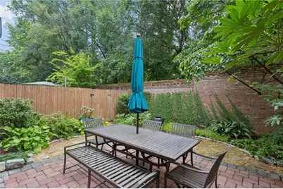 3313 Buckhead Forest Mews NE, Atlanta, GA 30305 - Photo 2