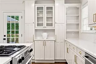 490 Danube Rd NE, Atlanta, GA 30342 - Photo 16