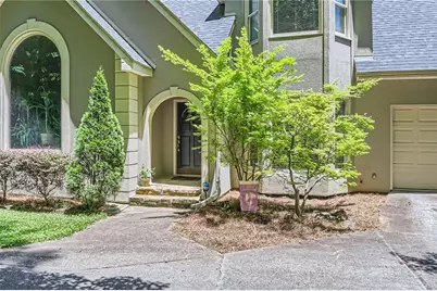 1872 Lake Lucerne Drive SW, Lilburn, GA 30047 - Photo 30