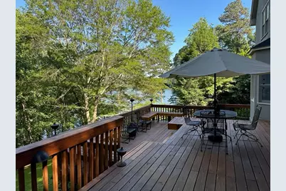 1872 Lake Lucerne Drive SW, Lilburn, GA 30047 - Photo 32