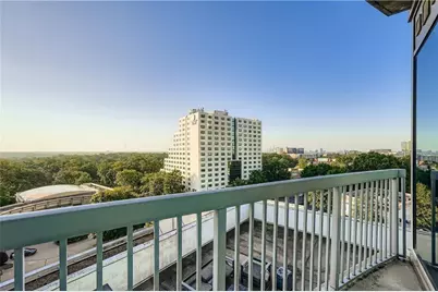 3324 Peachtree Road NE #902, Atlanta, GA 30326 - Photo 2