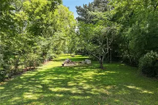 1741 Meadowdale Ave NE, Atlanta, GA 30306 - Photo 30
